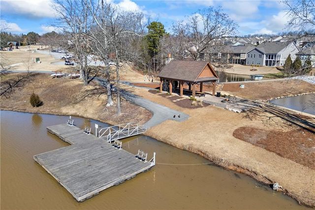 6520 Crosscreek Lane, Flowery Branch, GA 30542