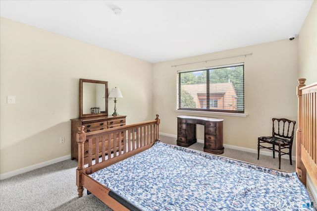 419 Asbury Ridge 419, Shelton, CT 06484
