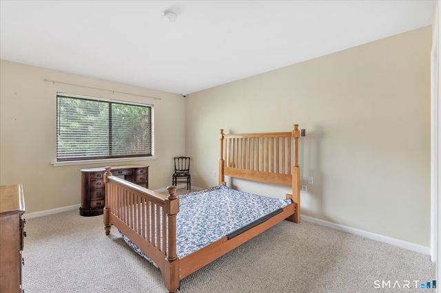 419 Asbury Ridge 419, Shelton, CT 06484