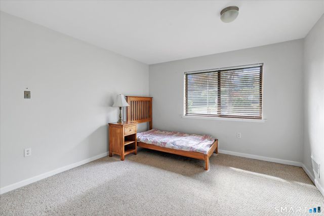 419 Asbury Ridge 419, Shelton, CT 06484