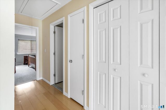 419 Asbury Ridge 419, Shelton, CT 06484