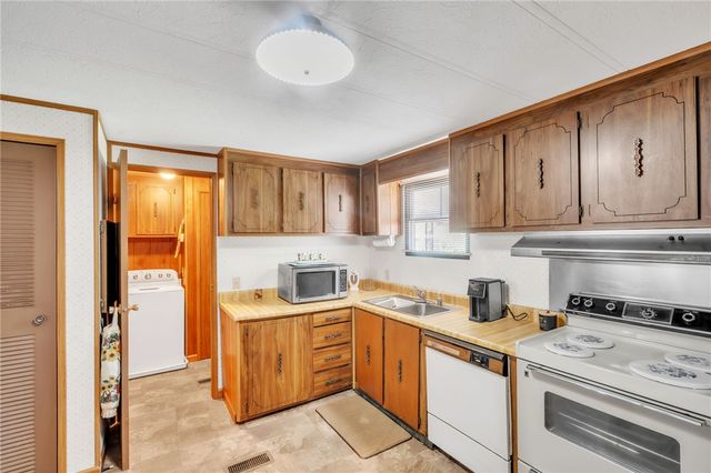 207 Wallace Drive, Easley, SC 29640