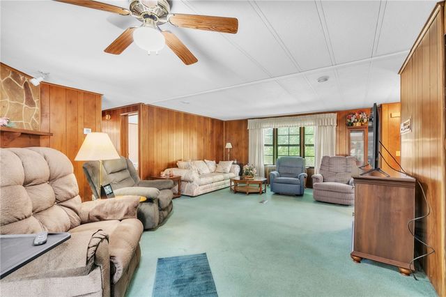 207 Wallace Drive, Easley, SC 29640