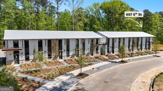 657 5th Street, Fayetteville, GA 30214