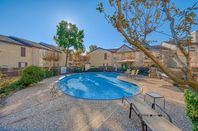 2120 El Paseo Street 2407, Houston, TX 77054