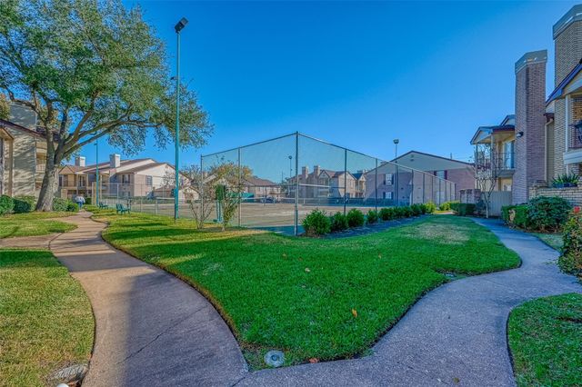 2120 El Paseo Street 2407, Houston, TX 77054