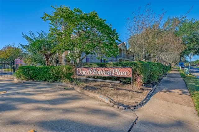 2120 El Paseo Street 2407, Houston, TX 77054