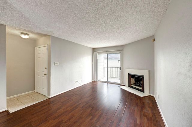 2120 El Paseo Street 2407, Houston, TX 77054