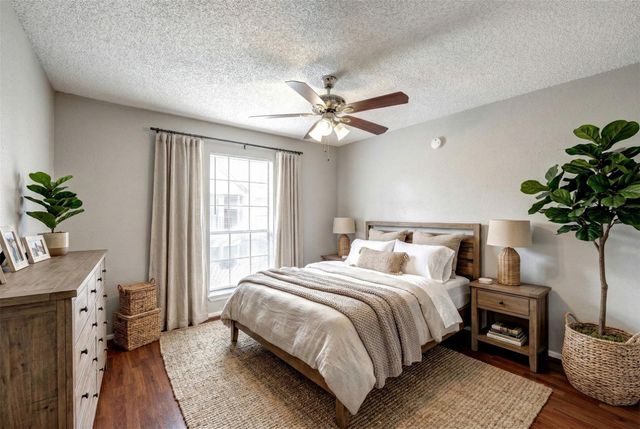 2120 El Paseo Street 2407, Houston, TX 77054