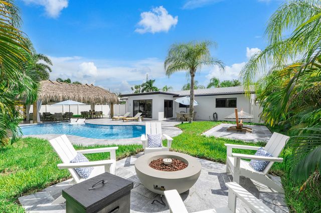 4875 NE 18th Avenue, Oakland Park, FL 33334