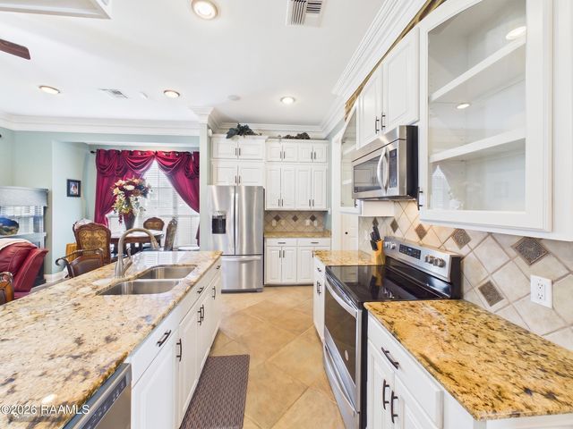 2406 Belle Ruelle Street, New Iberia, LA 70563