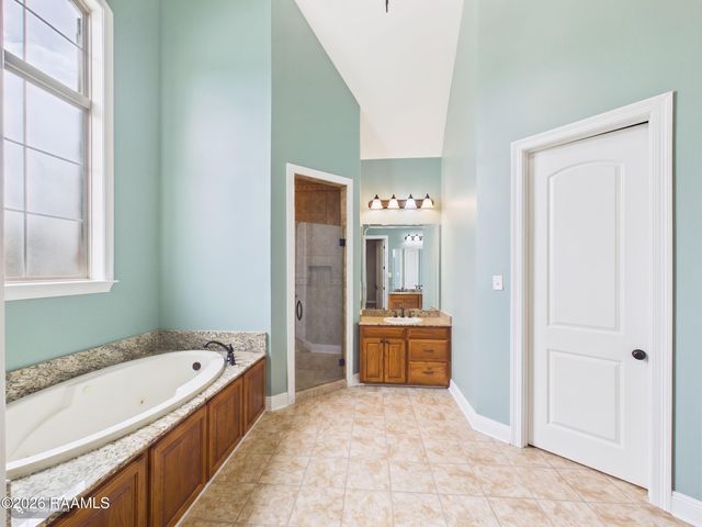 2406 Belle Ruelle Street, New Iberia, LA 70563