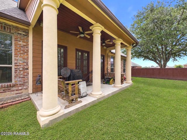 2406 Belle Ruelle Street, New Iberia, LA 70563