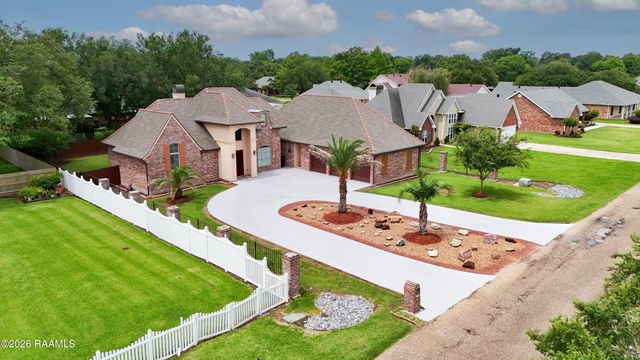 2406 Belle Ruelle Street, New Iberia, LA 70563