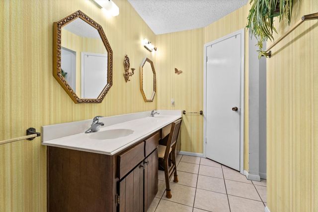 2502 Woodwild Drive, Houston, TX 77038