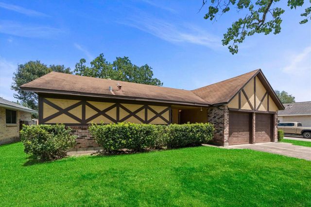 2502 Woodwild Drive, Houston, TX 77038