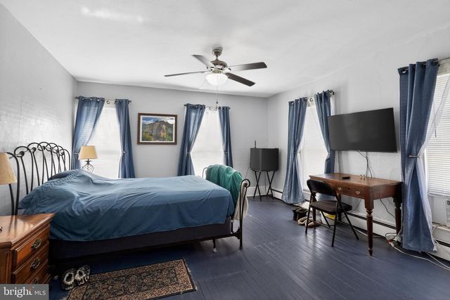 121 E CENTRAL AVE, Federalsburg, MD 21632
