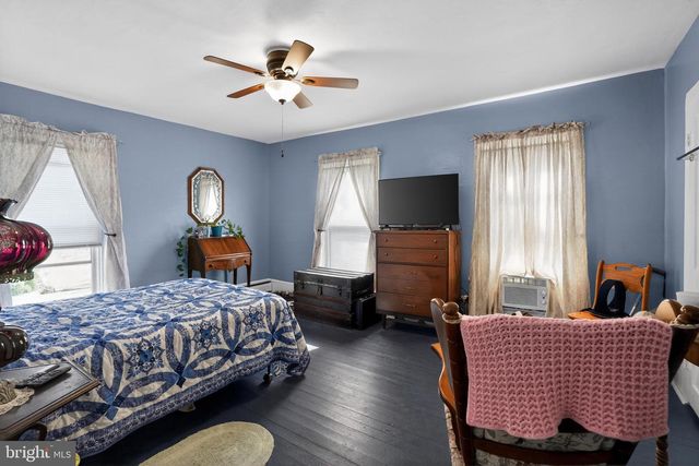 121 E CENTRAL AVE, Federalsburg, MD 21632