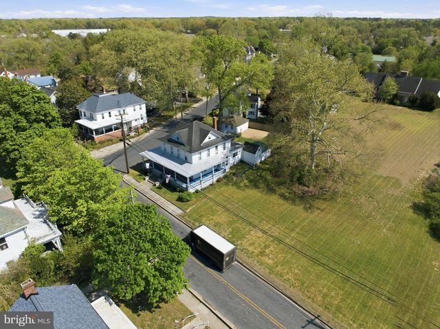 121 E CENTRAL AVE, Federalsburg, MD 21632