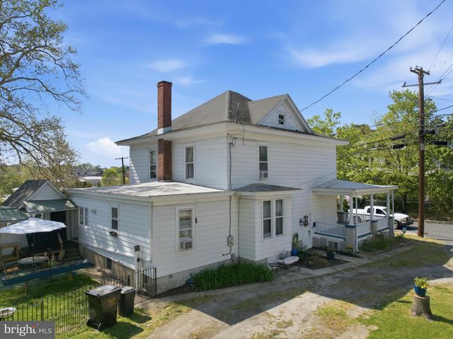 121 E CENTRAL AVE, Federalsburg, MD 21632