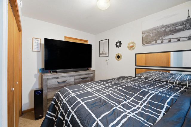 613 SHAWANO AVENUE, Oshkosh, WI 54901