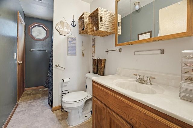 613 SHAWANO AVENUE, Oshkosh, WI 54901