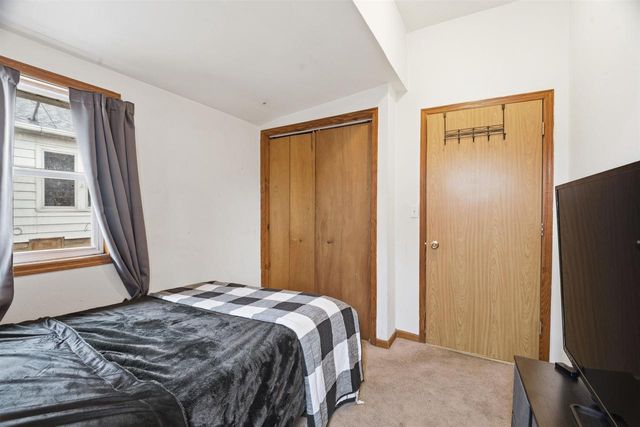 613 SHAWANO AVENUE, Oshkosh, WI 54901