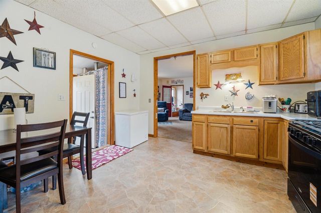 613 SHAWANO AVENUE, Oshkosh, WI 54901