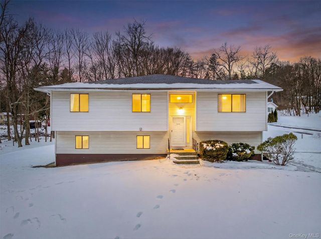 15 Pauline Court, Spring Valley, NY 10977