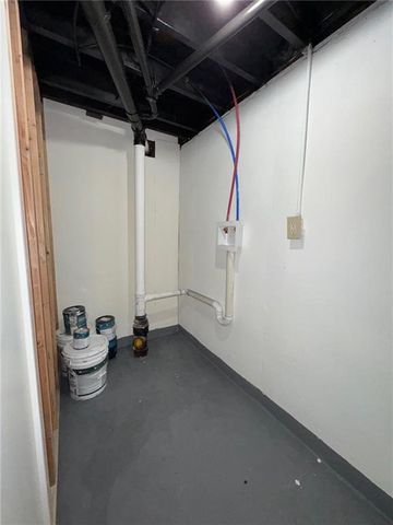 17293 E Cheyenne Drive, Independence, MO 64056