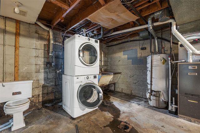 154 Jeanette Drive, Penn Hills, PA 15147