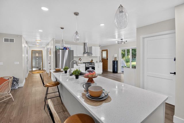 13043 W Lancaster AVENUE, Butler, WI 53007