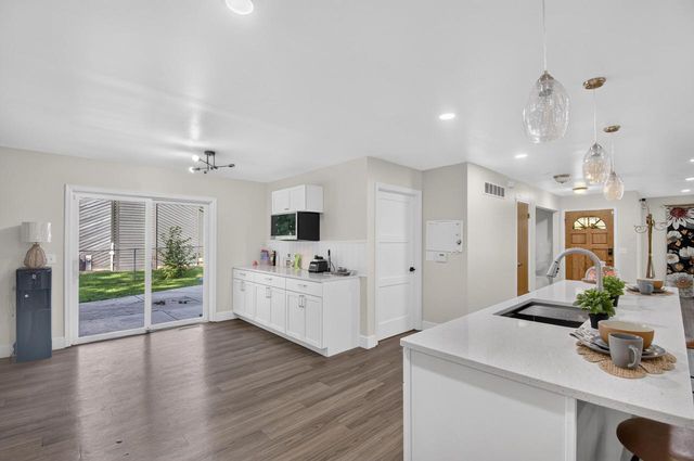 13043 W Lancaster AVENUE, Butler, WI 53007