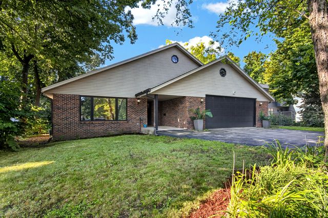 13043 W Lancaster AVENUE, Butler, WI 53007