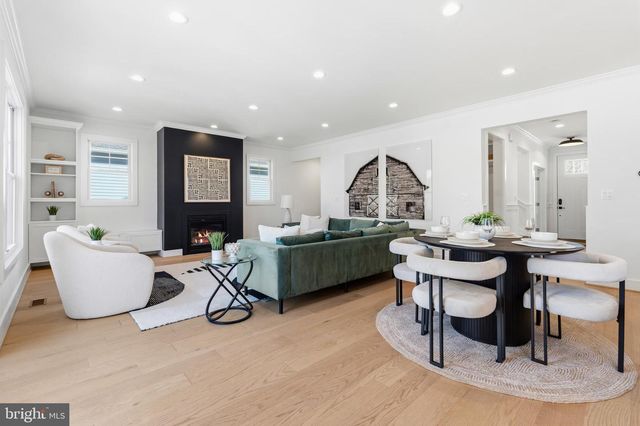 6806 FARRAGUT AVE, Falls Church, VA 22042