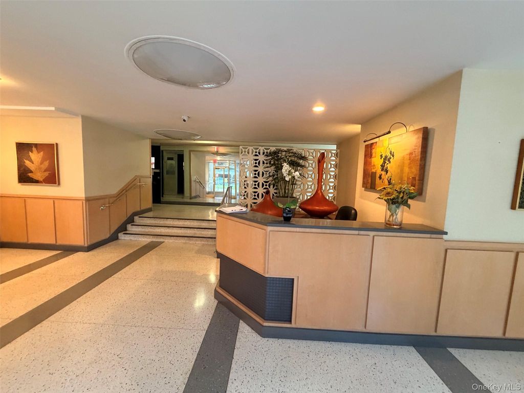 138-10 Franklin Avenue #11B, Flushing, NY 11355 — photo 2