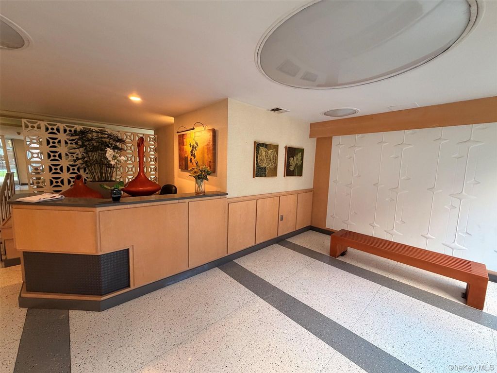 138-10 Franklin Avenue #11B, Flushing, NY 11355 — photo 3