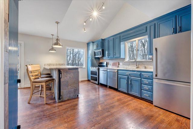 5025 Upland Game RD, Roanoke, VA 24018