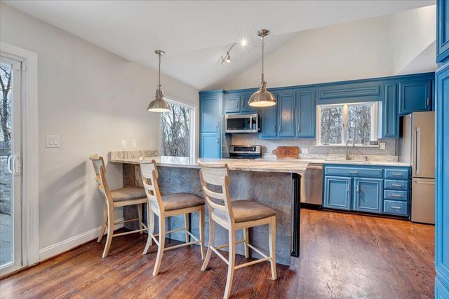 5025 Upland Game RD, Roanoke, VA 24018