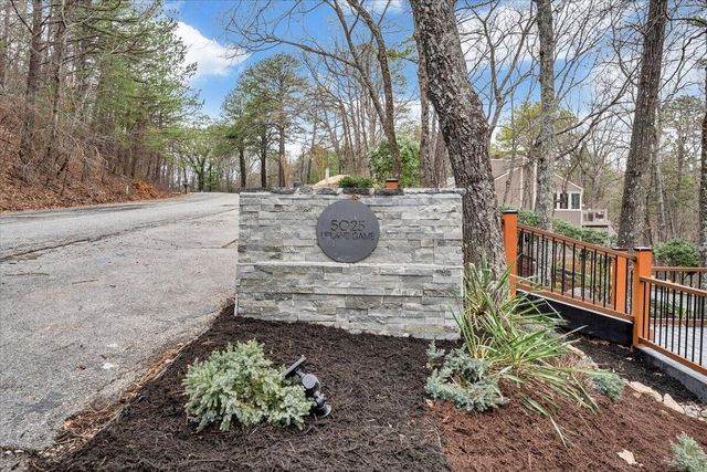 5025 Upland Game RD, Roanoke, VA 24018