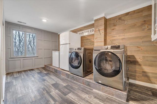 5025 Upland Game RD, Roanoke, VA 24018