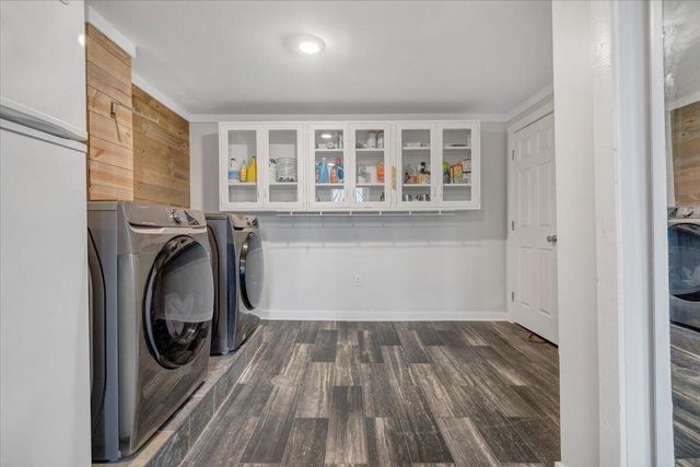 5025 Upland Game RD, Roanoke, VA 24018