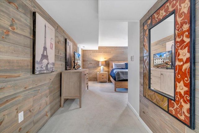 5025 Upland Game RD, Roanoke, VA 24018