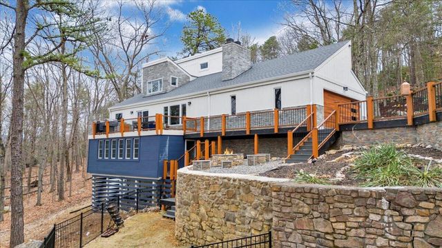 5025 Upland Game RD, Roanoke, VA 24018