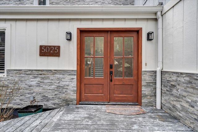 5025 Upland Game RD, Roanoke, VA 24018