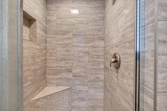 5025 Upland Game RD, Roanoke, VA 24018