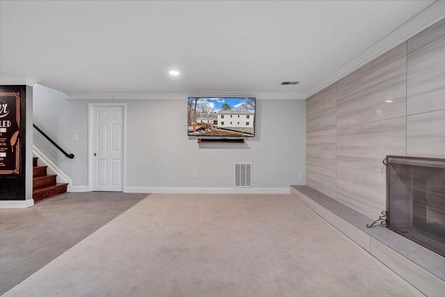 5025 Upland Game RD, Roanoke, VA 24018