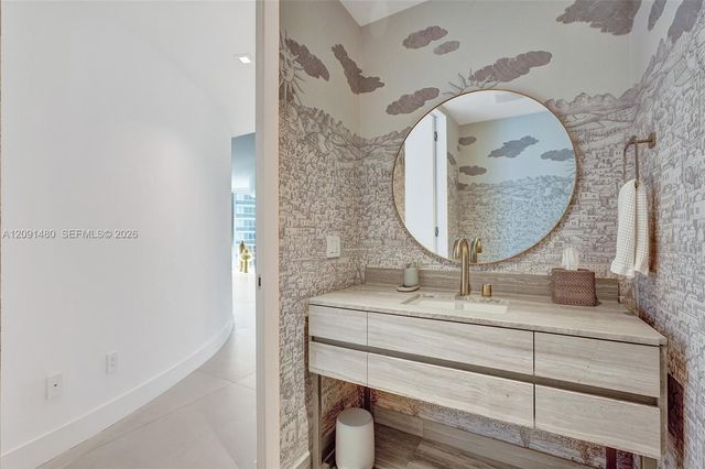 18975 Collins Avenue 704, Sunny Isles Beach, FL 33160