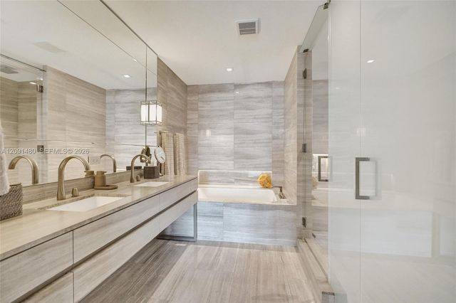 18975 Collins Avenue 704, Sunny Isles Beach, FL 33160