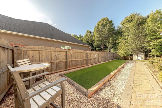 8115 Goodall Court, Charlotte, NC 28227